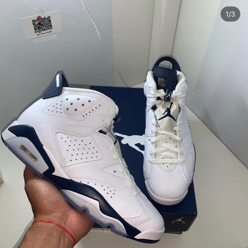 Air Jordan Retro 6 Midnight Navy